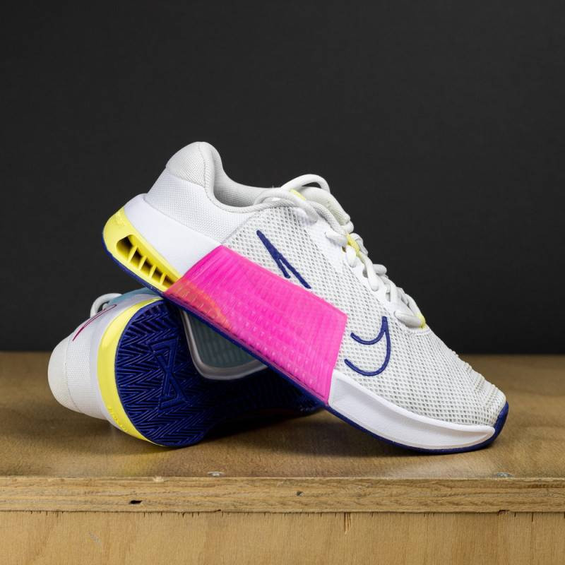 Pánské boty na CrossFit Nike Metcon 9 - WHITE/WHITE-DEEP ROYAL BLUE-FIERCE PINK
