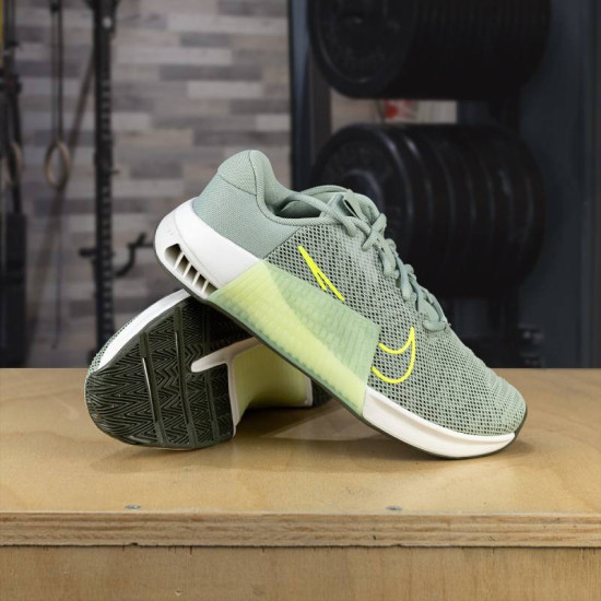 Dámské boty na CrossFit Nike Metcon 9 - Olivově zelená